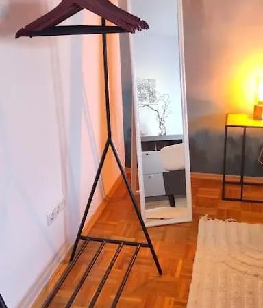 Apartmán Bright, Modern And Spacious - 