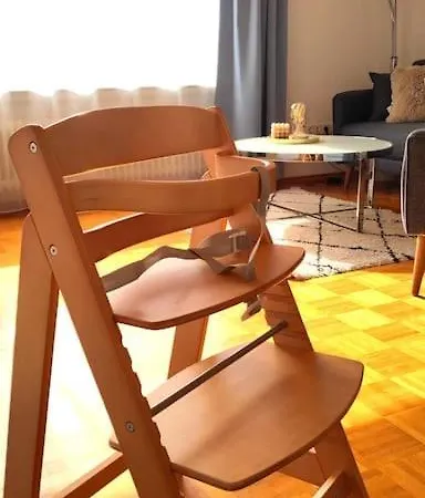 Apartmán Bright, Modern And Spacious - 