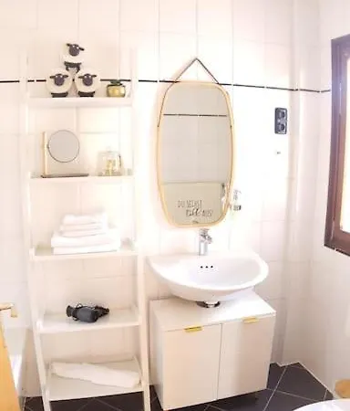 Apartmán Bright, Modern And Spacious - 